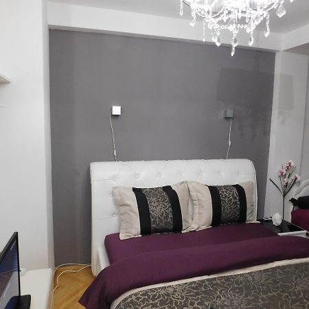 Velvet Lux Apartment Ni Екстериор снимка