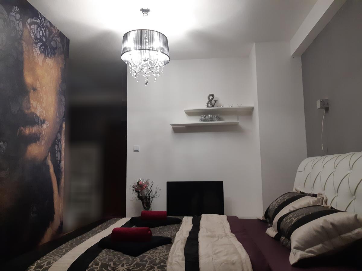 Velvet Lux Apartment Ni Екстериор снимка
