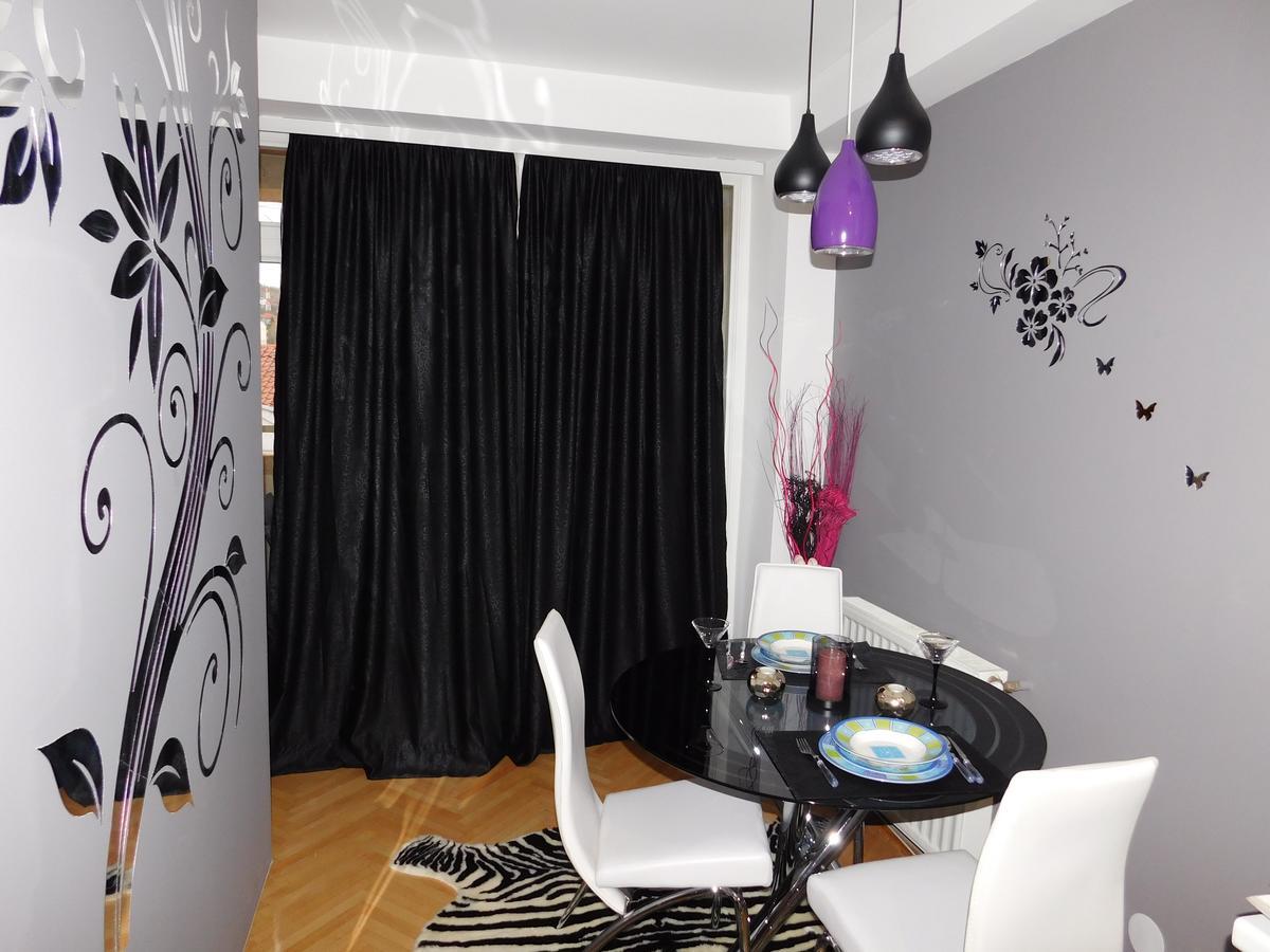 Velvet Lux Apartment Ni Екстериор снимка