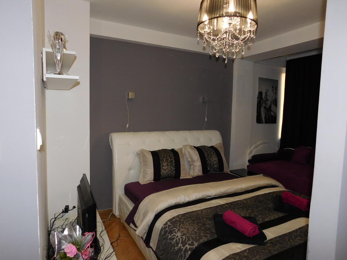 Velvet Lux Apartment Ni Екстериор снимка