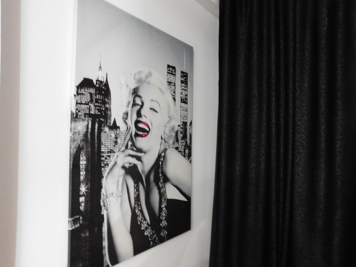 Velvet Lux Apartment Ni Екстериор снимка