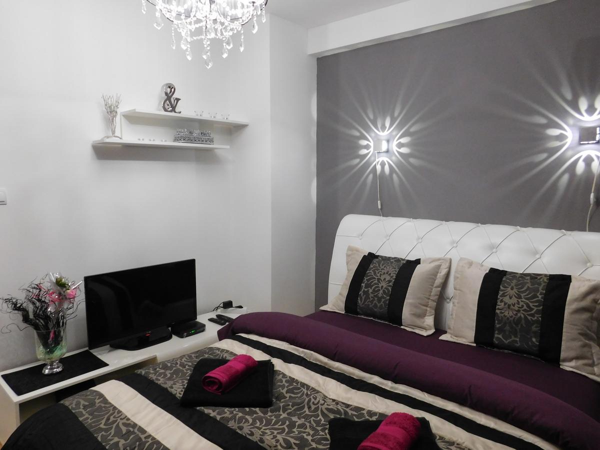 Velvet Lux Apartment Ni Екстериор снимка